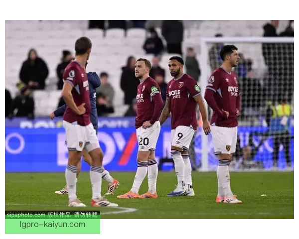 英超队长展现领袖魅力，球场风采与故事令人关注