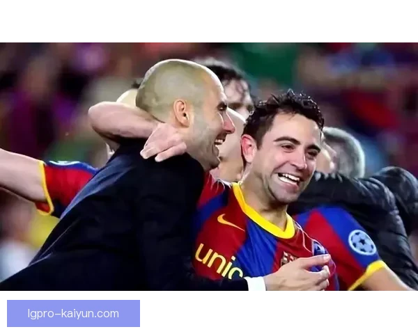 克鲁伊夫足球美学解析：攻击风格与战术革新值得关注