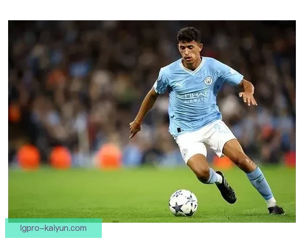 英超转会传闻中，阿利松的未来备受关注，状态稳健引发讨论