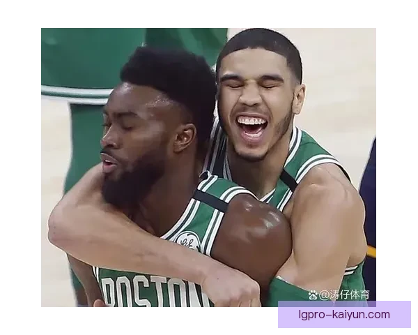 雷恩进攻套路分析：球队表现稳健，整体战术逐渐形成竞争力